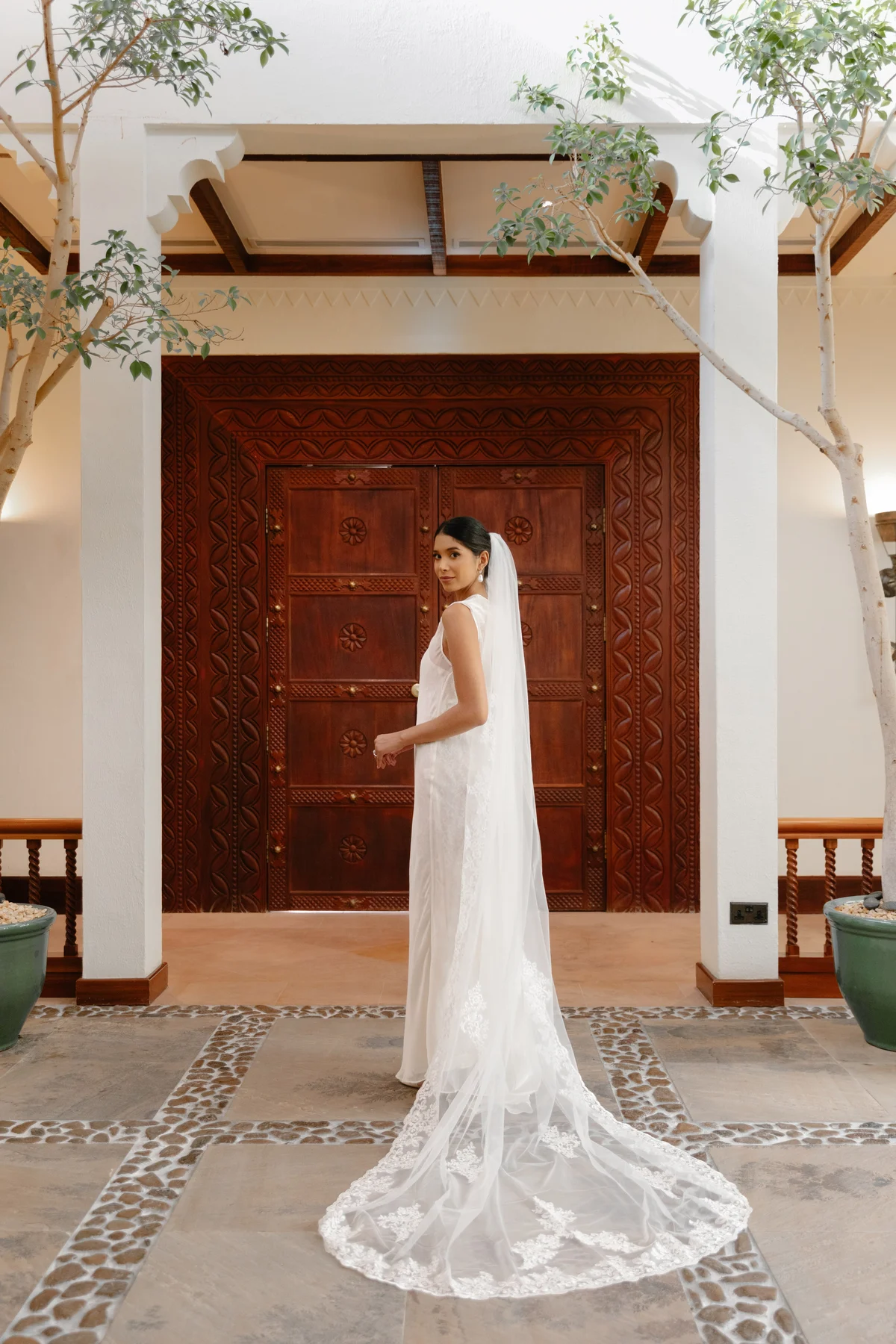 Arabian fairytale editorial at Al Maha Desert Resort, Dubai (48)