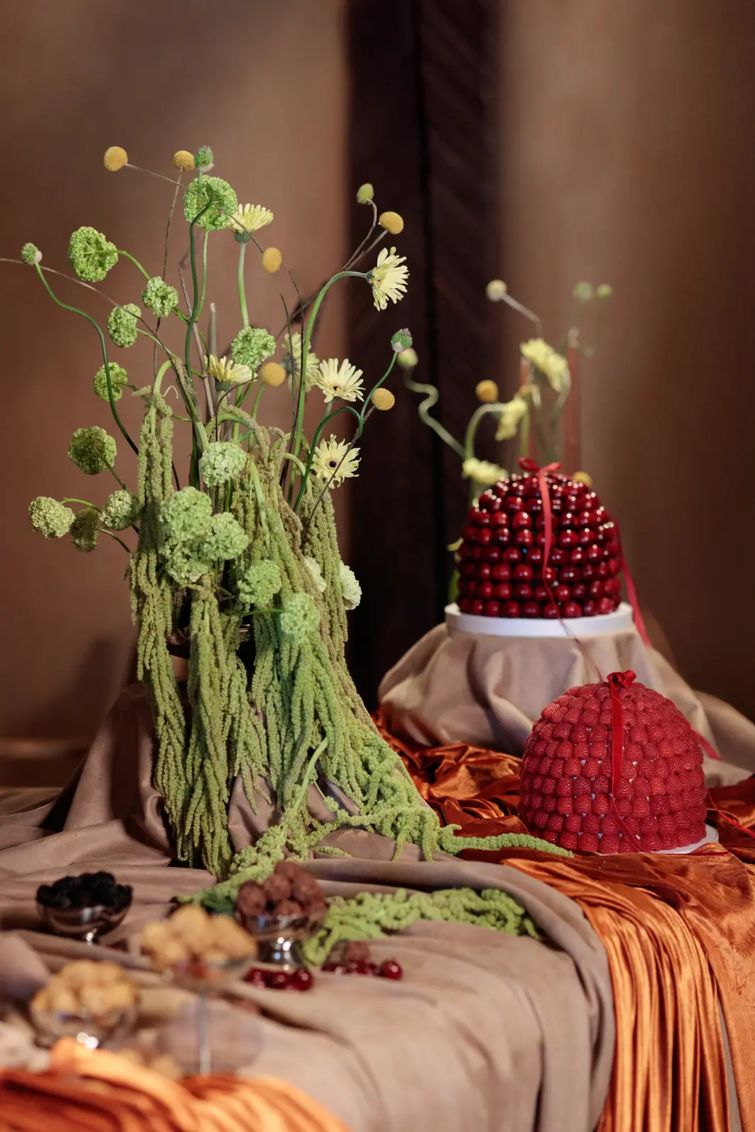 An Earthly Welcome at Sana Restaurant, Dubai — welcome dinner by Zahra Studio