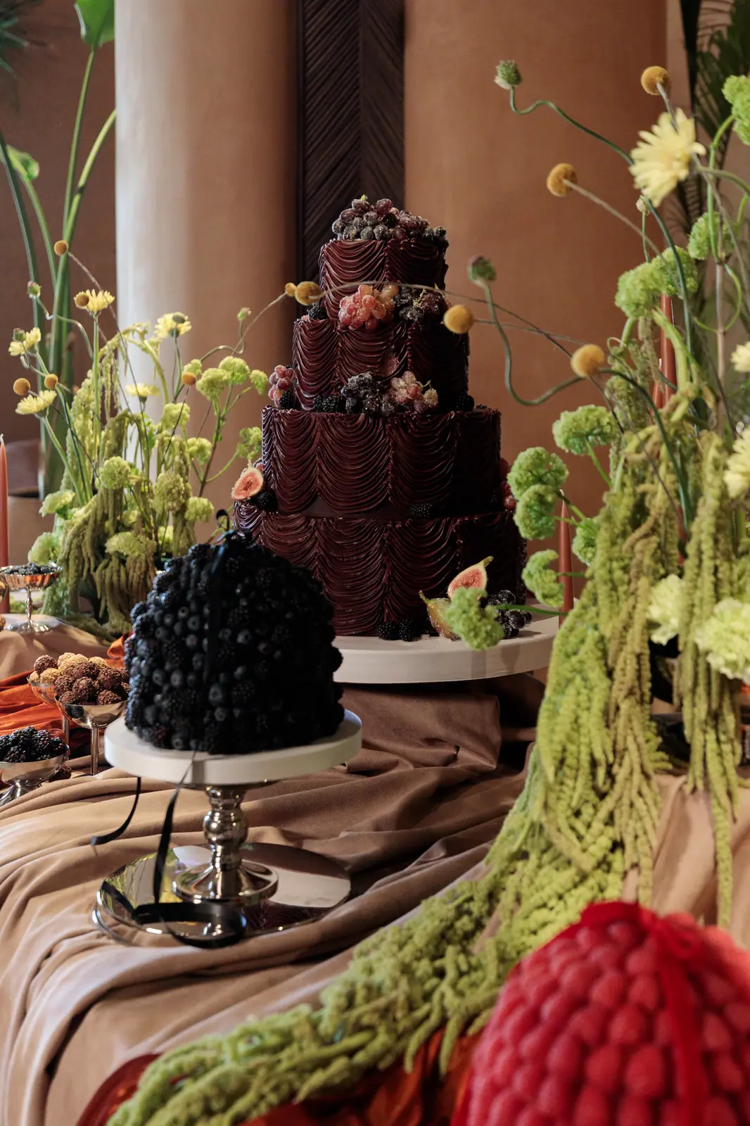 An Earthly Welcome at Sana Restaurant, Dubai — welcome dinner by Zahra Studio